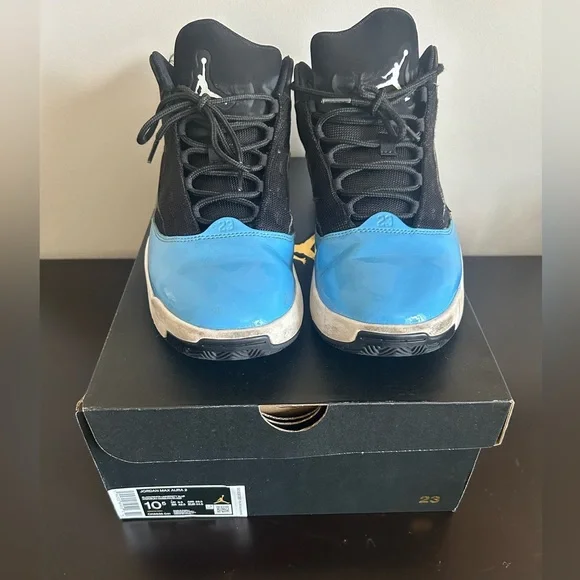 Jordan | Shoes | Jordan Max Aura 2 Black University Blue  display picture 2